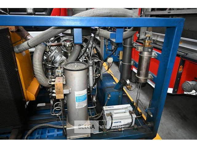 Ademluchtcompressor - afbeelding 7 van  7
