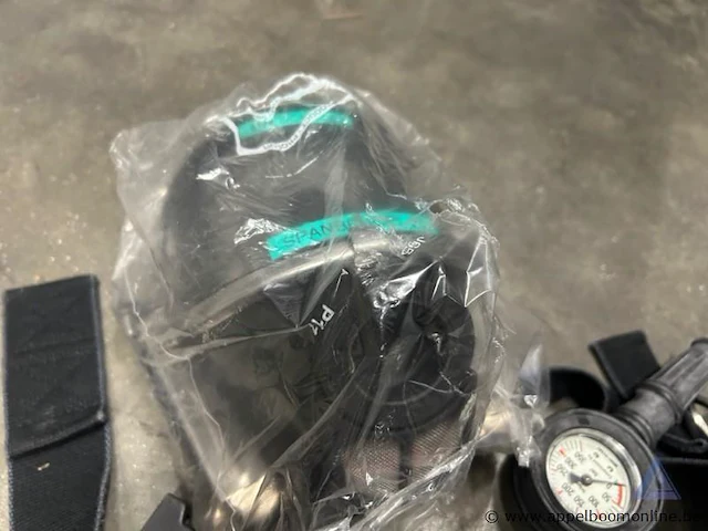 Ademluchttoestel dräger pss 100 series, inclusief ademluchtmasker, serienummer brrn-1806 - afbeelding 4 van  4