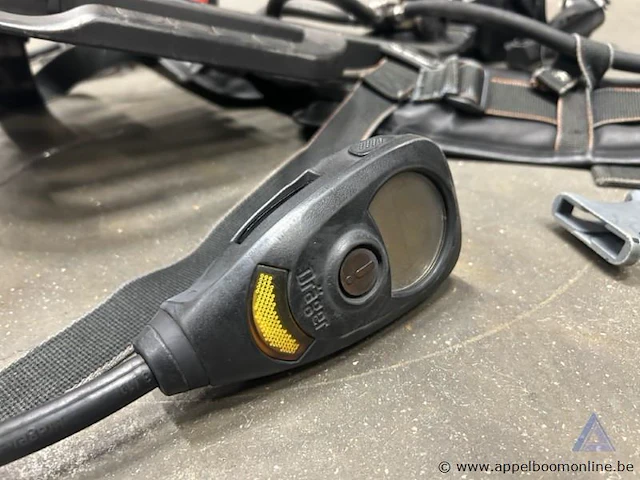 Ademluchttoestel dräger pss7000, inclusief ademluchtmasker. werking niet gekend. - afbeelding 2 van  5