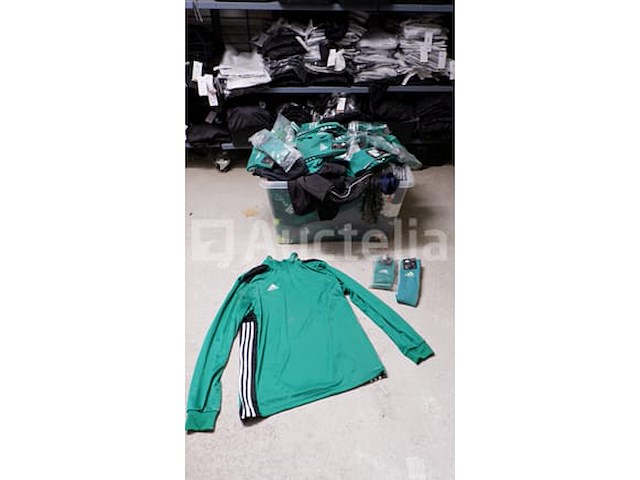 Adidas sportkleding - afbeelding 3 van  3