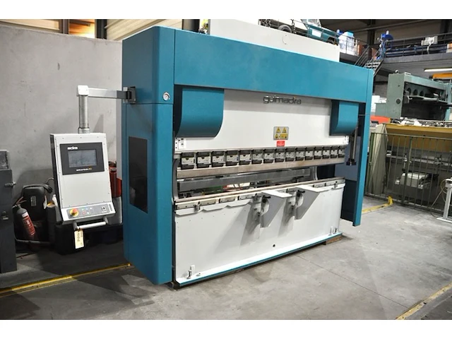 Adira pm 135x3100 cnc-kantbank - afbeelding 1 van  12