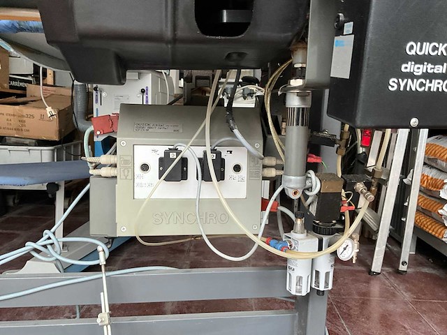 Adler 466-65 naaimachine - afbeelding 2 van  23