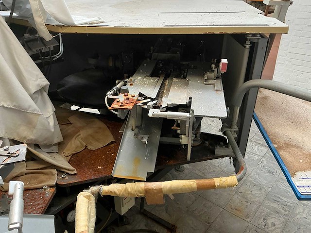 Adler 975-1-1/0 mouwhuisautomaat - afbeelding 2 van  3