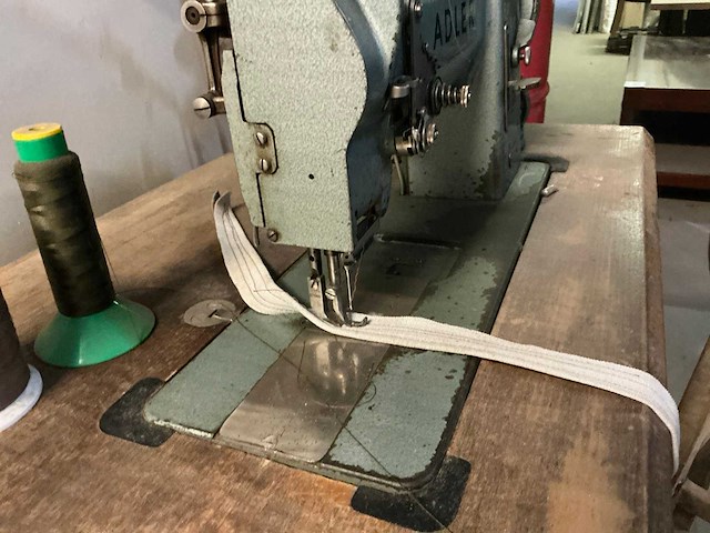 Adler naaimachine - afbeelding 6 van  6
