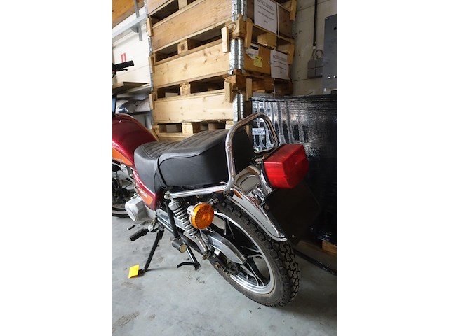 Adly moto 125 - afbeelding 3 van  6