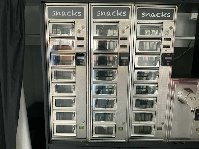 Adm move verkoopautomaat voor snacks en saus - afbeelding 2 van  5