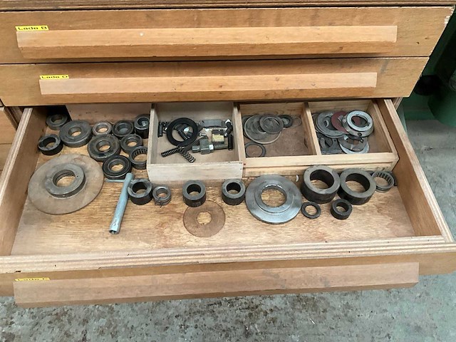 Adolf aldinger freesmachine - afbeelding 2 van  12