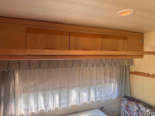 Adria 5105 ub caravan - afbeelding 9 van  24
