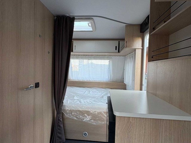 Adria aviva 422 py caravan - afbeelding 3 van  20