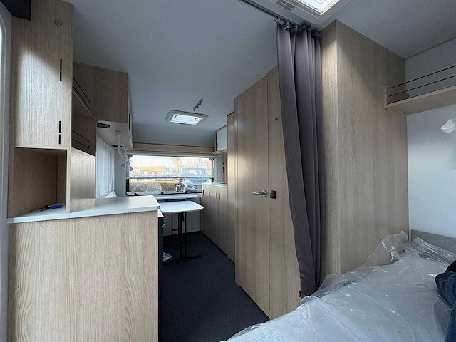 Adria aviva 422 py caravan - afbeelding 17 van  20