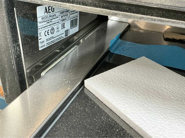 Aeg 71463dl warmhoudlade - afbeelding 5 van  5