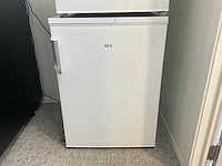 Aeg atb68e7nw vriezer - afbeelding 1 van  6