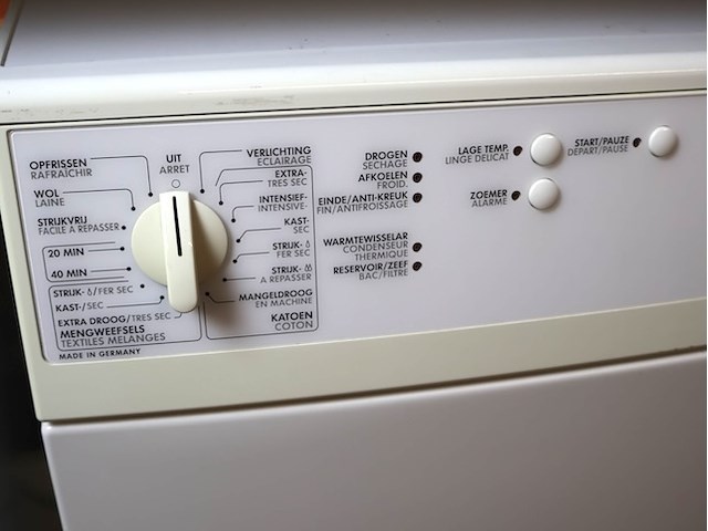 Aeg droogkast - afbeelding 3 van  4