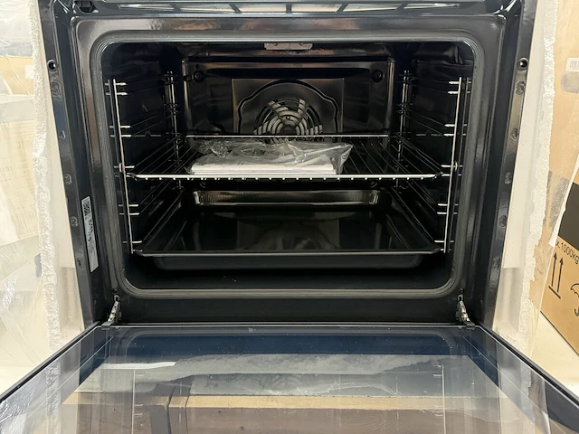 Aeg heteluchtoven, 60 cm hoog - afbeelding 10 van  11