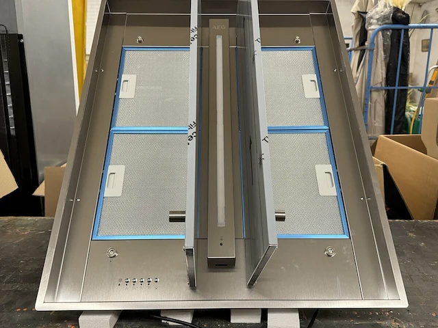Aeg plafond dampkap - afbeelding 4 van  10