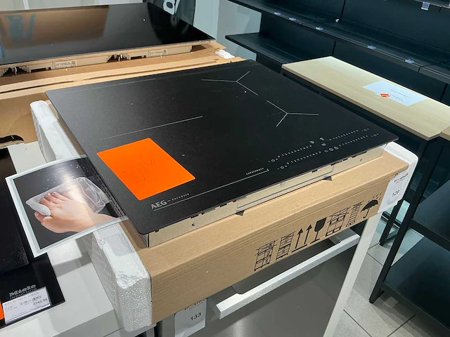 Aeg ti64ib1biz inductiekookplaat - afbeelding 2 van  5
