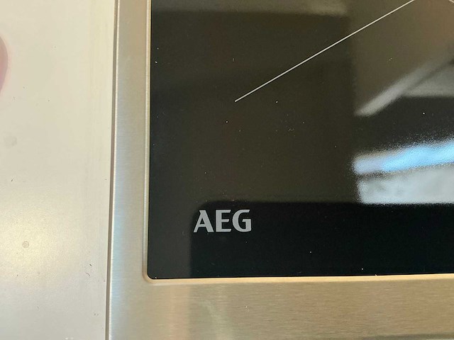 Aeg tn64ia0fxb 5000 inductie kookplaat - afbeelding 2 van  4