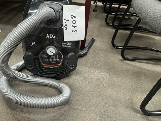 Aeg vx7-2-eb-c stofzuiger - afbeelding 1 van  3