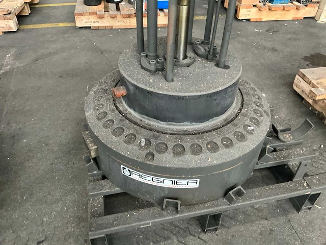 Aegnier hydraulische opspanpot - afbeelding 2 van  6