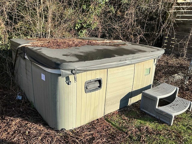 Aeware jacuzzi en buitenspa - afbeelding 6 van  6