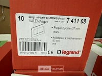Afdekplaat legrand valena next (10 st/doos-5 dozen) - afbeelding 2 van  2