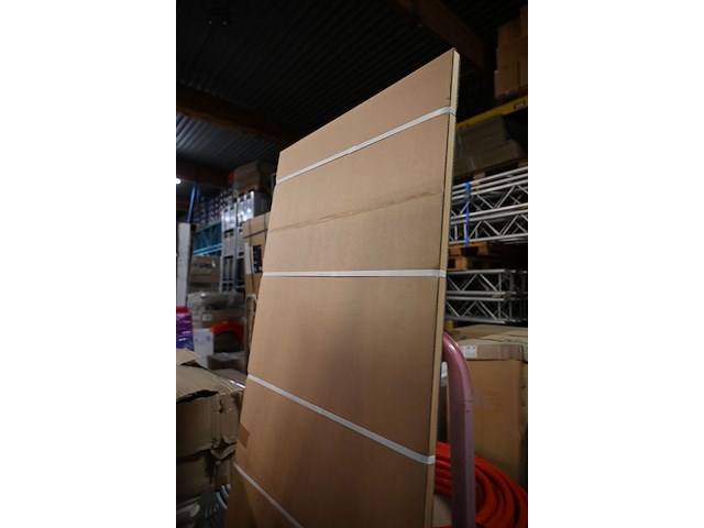 Afdekplaat radiator metaal - afbeelding 3 van  3