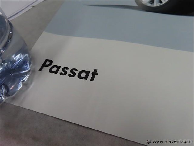 Affiche vw passat - afbeelding 2 van  3