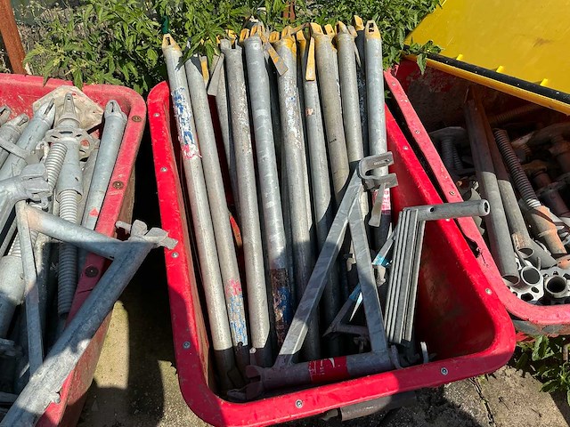 Afix partij steigers met steigerplanken en steigeronderdelen - afbeelding 16 van  16