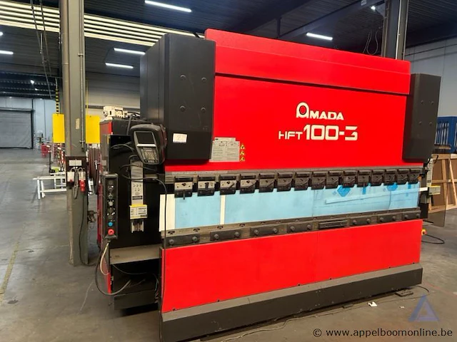 Afkantpers amada hft 100-3, bouwjaar 2004, met een maximale perskracht van 1000 kn en een slag van 200 mm. voorzien van een 400 v, 3-fasen aansluiting en fiessler elektronik akas ii laserbeveiliging. - afbeelding 1 van  13