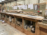 Afkortcirkelzaagmachine met werkbank - afbeelding 10 van  12