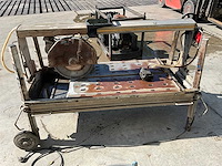 Afkortcirkelzaagmachine - afbeelding 1 van  8
