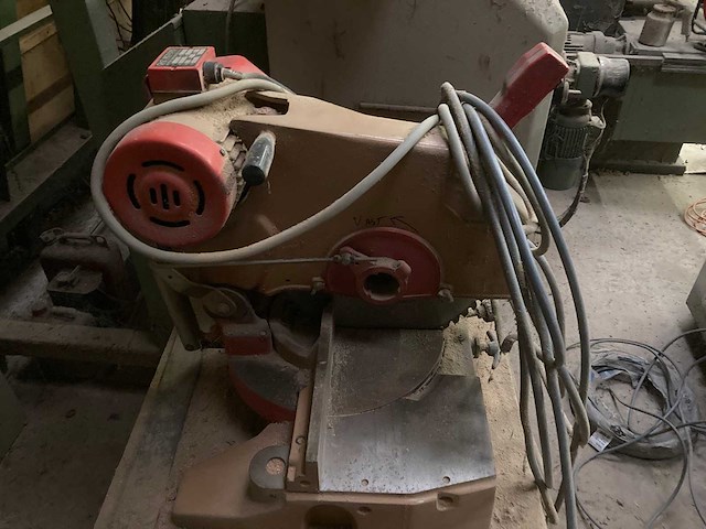 Afkortcirkelzaagmachine - afbeelding 2 van  8