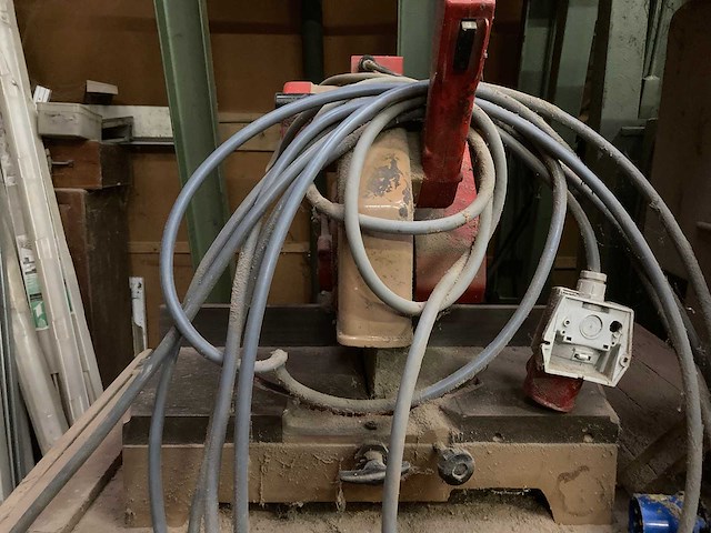 Afkortcirkelzaagmachine - afbeelding 4 van  8