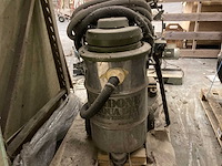 Afkortcirkelzaagmachines en stofzuiger - afbeelding 11 van  20