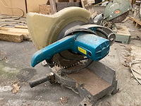 Afkortcirkelzaagmachines en stofzuiger - afbeelding 14 van  20