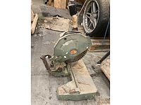 Afkortcirkelzaagmachines en stofzuiger - afbeelding 17 van  20