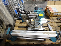 Afkort/verstekzaag makita - afbeelding 1 van  3