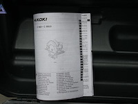 Afkortzaag - hikoki - c 90f toebehoren - koffer, handleiding - afbeelding 3 van  3