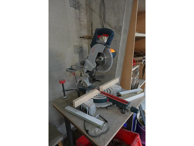 Afkortzaag bosch - afbeelding 3 van  5