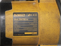 Afkortzaag dewalt dw708-qs, 1,6 kw, 230 v, serienummer 4268, onderstel, werking niet gekend - afbeelding 2 van  2