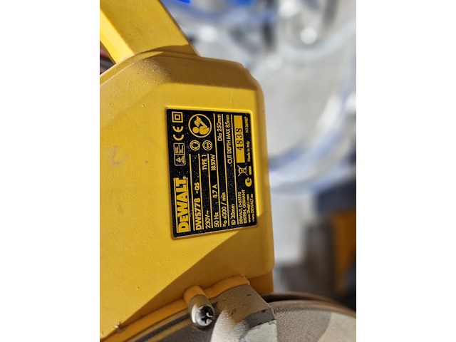 Afkortzaag dewalt dws + onderstel - afbeelding 6 van  8