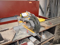 Afkortzaag dewalt, dws780, 230v, 1675w, zaagblad dia 305mm, werking niet gekend - afbeelding 1 van  2