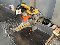 Afkortzaag dewalt + werktafel - afbeelding 1 van  5