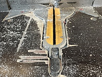 Afkortzaag dewalt + werktafel - afbeelding 4 van  5