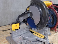 Afkortzaag dewalt - afbeelding 2 van  7