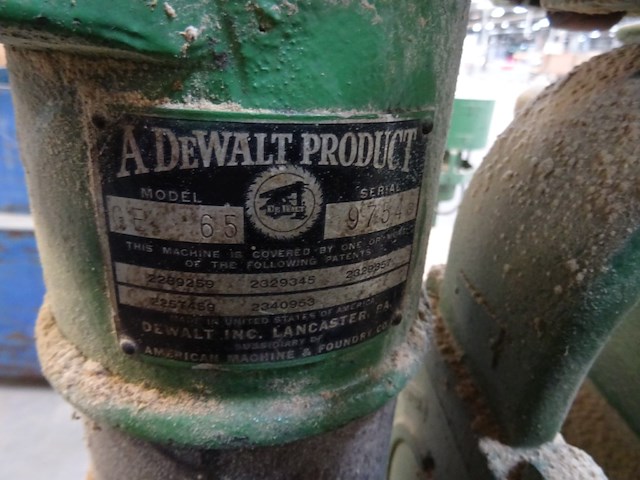 Afkortzaag dewalt - afbeelding 8 van  8