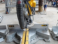 Afkortzaag dewalt - afbeelding 1 van  4
