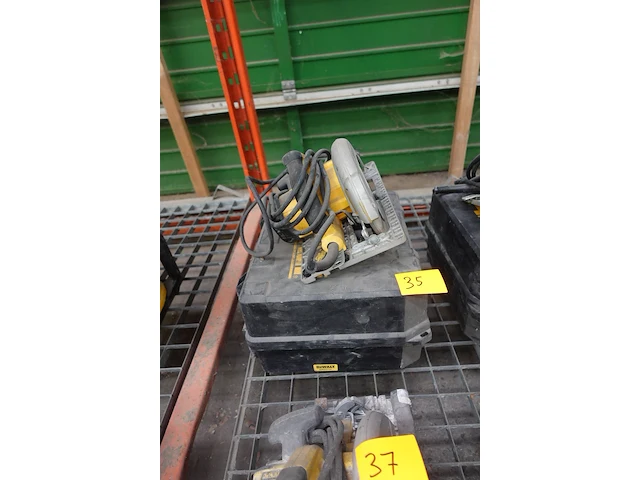 Afkortzaag dewalt - afbeelding 3 van  4