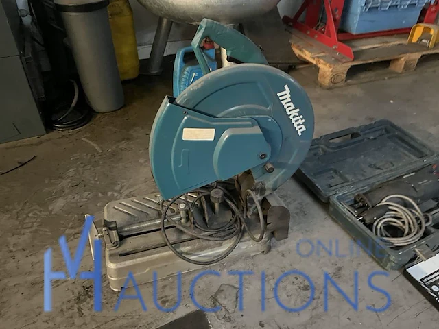 Afkortzaag makita - afbeelding 1 van  4