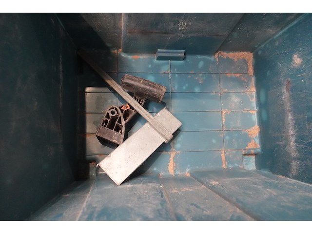 Afkortzaag makita - afbeelding 4 van  5